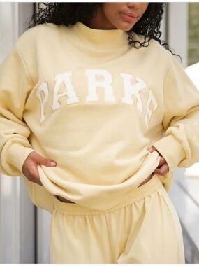 PARKE Varsity Mockneck Heritage Peel